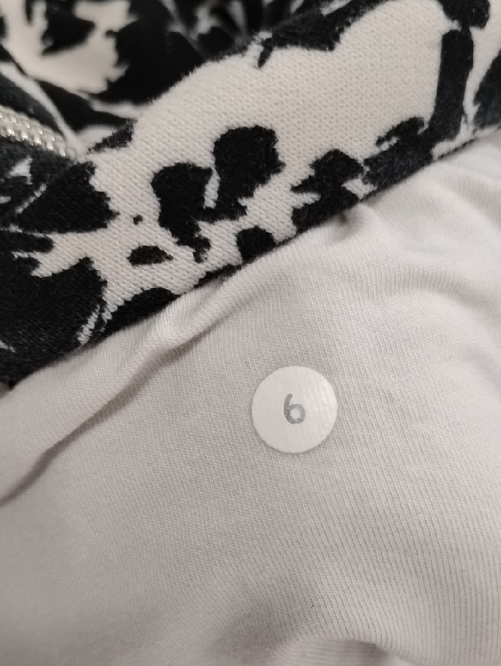 Lululemon Scuba III Full Zip Hoodie - Picture 10 of 10